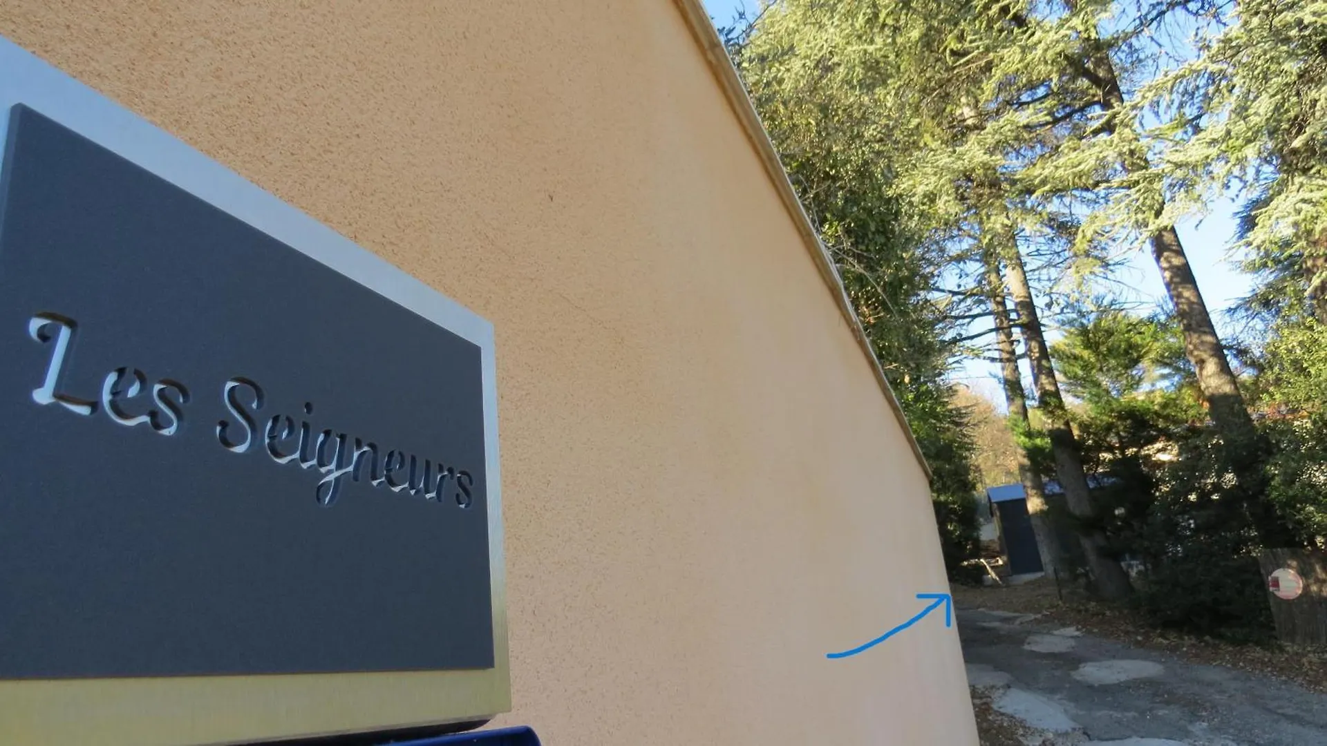 Spacieuse Dependance Duplex 50 M2 Classe 3 Etoiles Sans Vis-A-Vis Greoux-les-Bains France