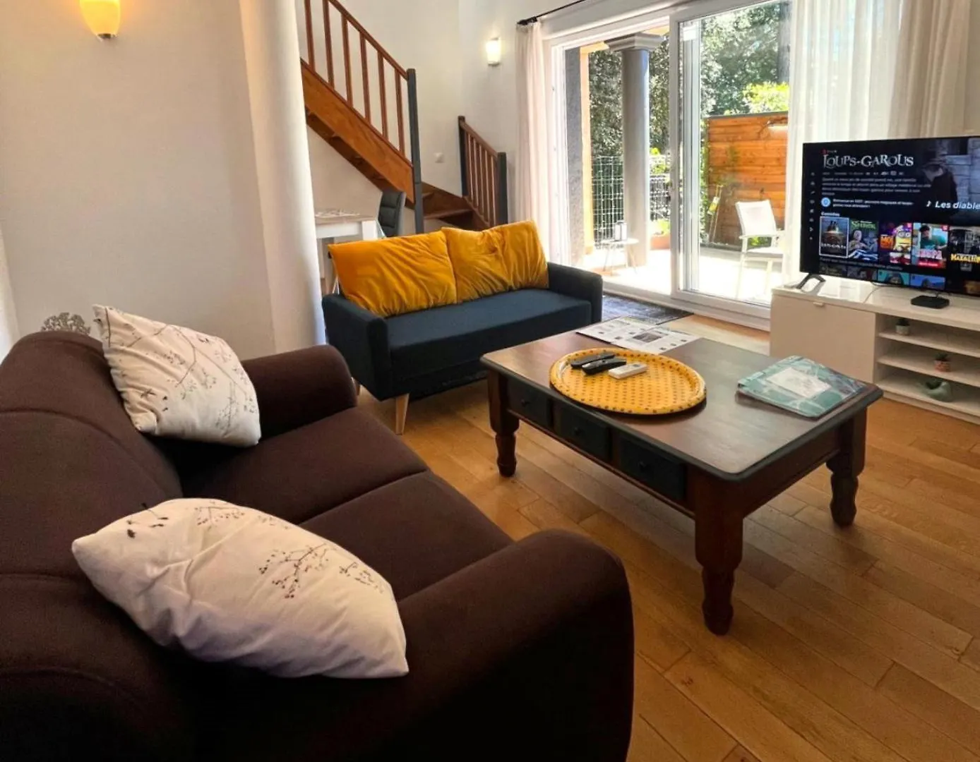 Spacieuse Dependance Duplex 50 M2 Classe 3 Etoiles Sans Vis-A-Vis Greoux-les-Bains
